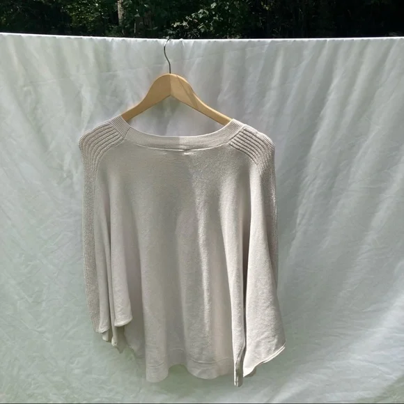 Prologue Cream Baggy Shirt, Size Medium - Picture 6 of 8